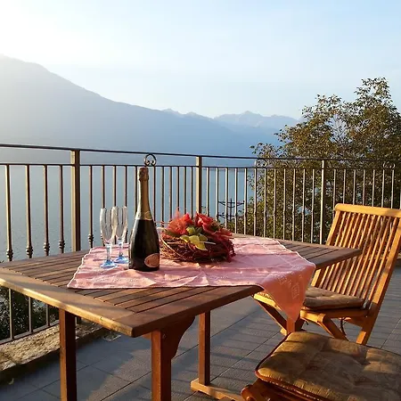 Casa Vacanze Calatorre Feriehus Bellano